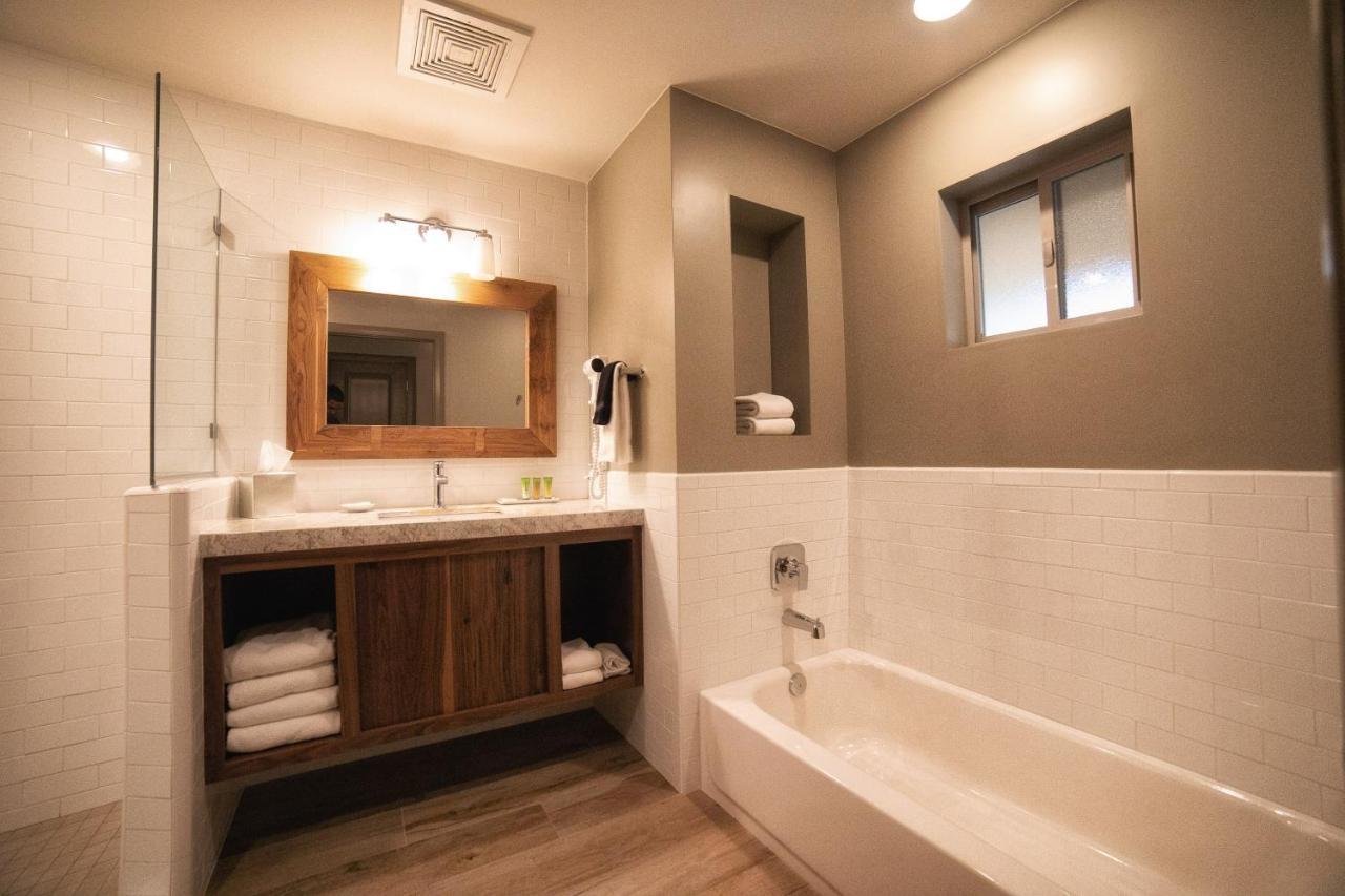 Hotel Driftwood Springdale